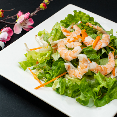 Salade thaïlandaise aux fruits de mer à l'ananas frais